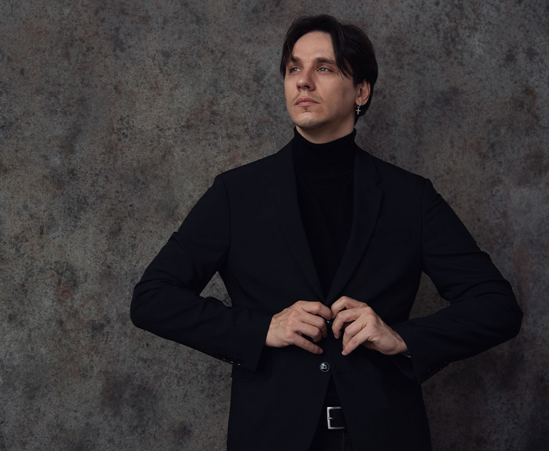 Александр Карев